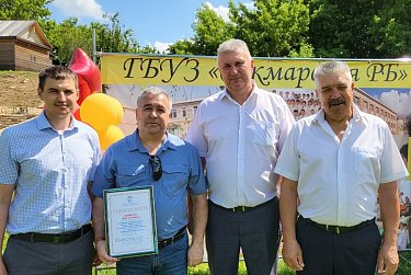 Оренбуржье чествует медиков